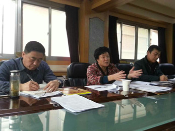 集團(tuán)黨委書記、董事長(zhǎng)朱玉蘭在省隴劇院業(yè)務(wù)考核時(shí)強(qiáng)調(diào)文藝創(chuàng)作生產(chǎn)要有時(shí)代感